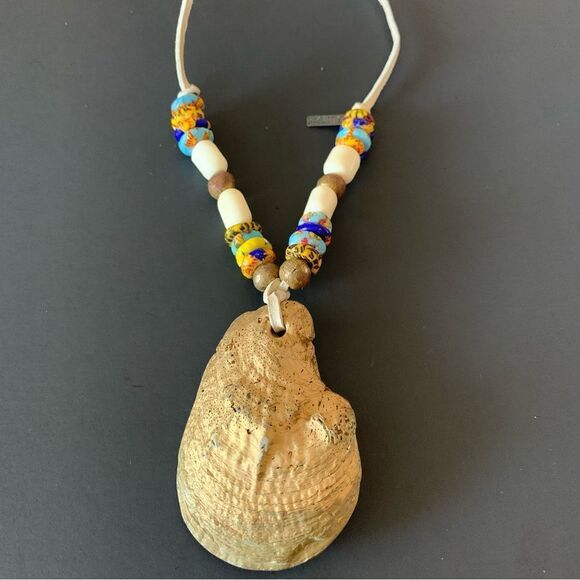 Oyster Shell Trade Bead Necklace - Picture 3 of 7